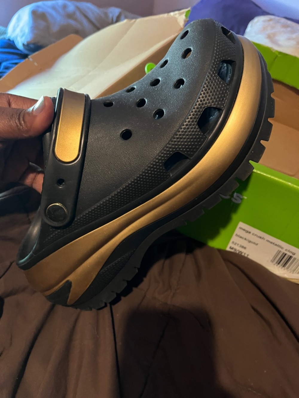 CROCS Mega Crush Metallic Clog - Black/Gold